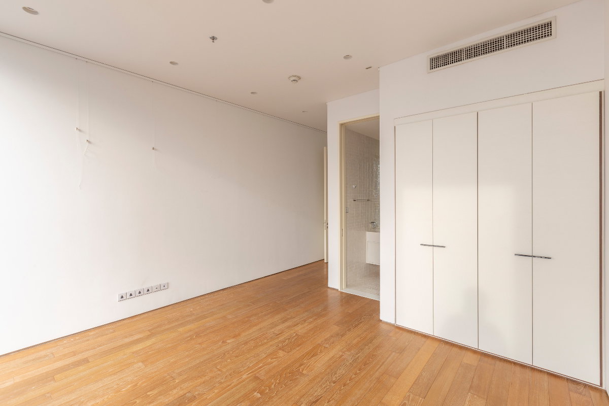 picture The Ritz-Carlton Residences Bangkok | 52nd Floor | 244 sqm | 2 Bed + Study | Private Balcony - 36/51