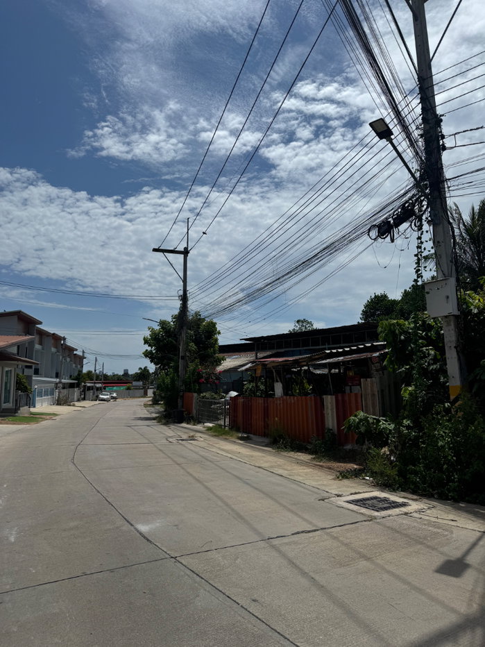 picture Land for Sale – 2 Rai 82 Square Wah - 4/7