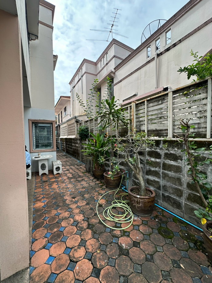 รูป 🏡 บ้านเดี่ยวโครงสร้างแข็งแรง ทำเลดี น่าอยู่! หมู่บ้านเพชรบุรินทร์ ทำเลดี แม่เหียะ T. 063-6649056 - รูปที่ 4/19