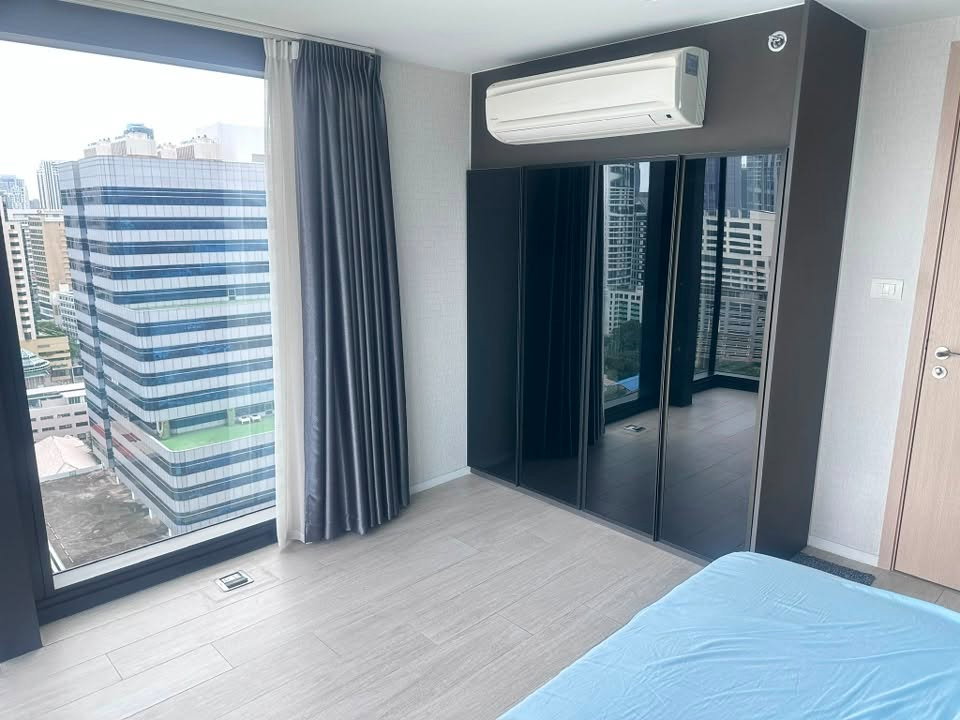 picture Condo for RENT : The Loft Silom  𝐒𝐢𝐳𝐞 :  75 sqm.Duplex 2 Bedroom /2 Bathroom/Corner /City view  𝐅𝐥𝐨𝐨𝐫 :  17th  ✅Fully furnished - 13/24