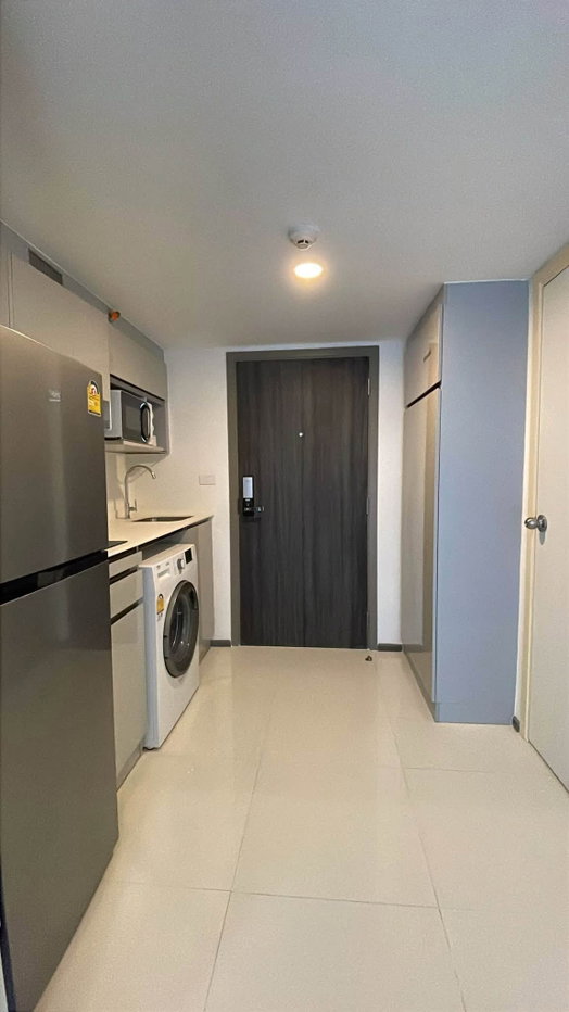 รูป Condo for RENT : Knightsbridge Space Rama 9  𝐒𝐢𝐳𝐞 :  40 sqm.  Duplex  1 Bed 1 Bath / City View  𝐅𝐥𝐨𝐨𝐫 : 10th  ✅Fully furnished - รูปที่ 4/7
