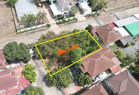 Land for sale in Prarthana Country Home Village, Khlong Hok, Rangsit-Nakhon Nayok Road.