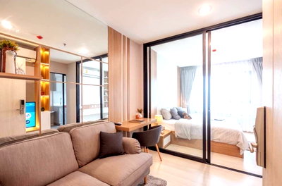 Condos for rent : Life asoke, Ready to move in, close to mrt, fully furnished, high floor 