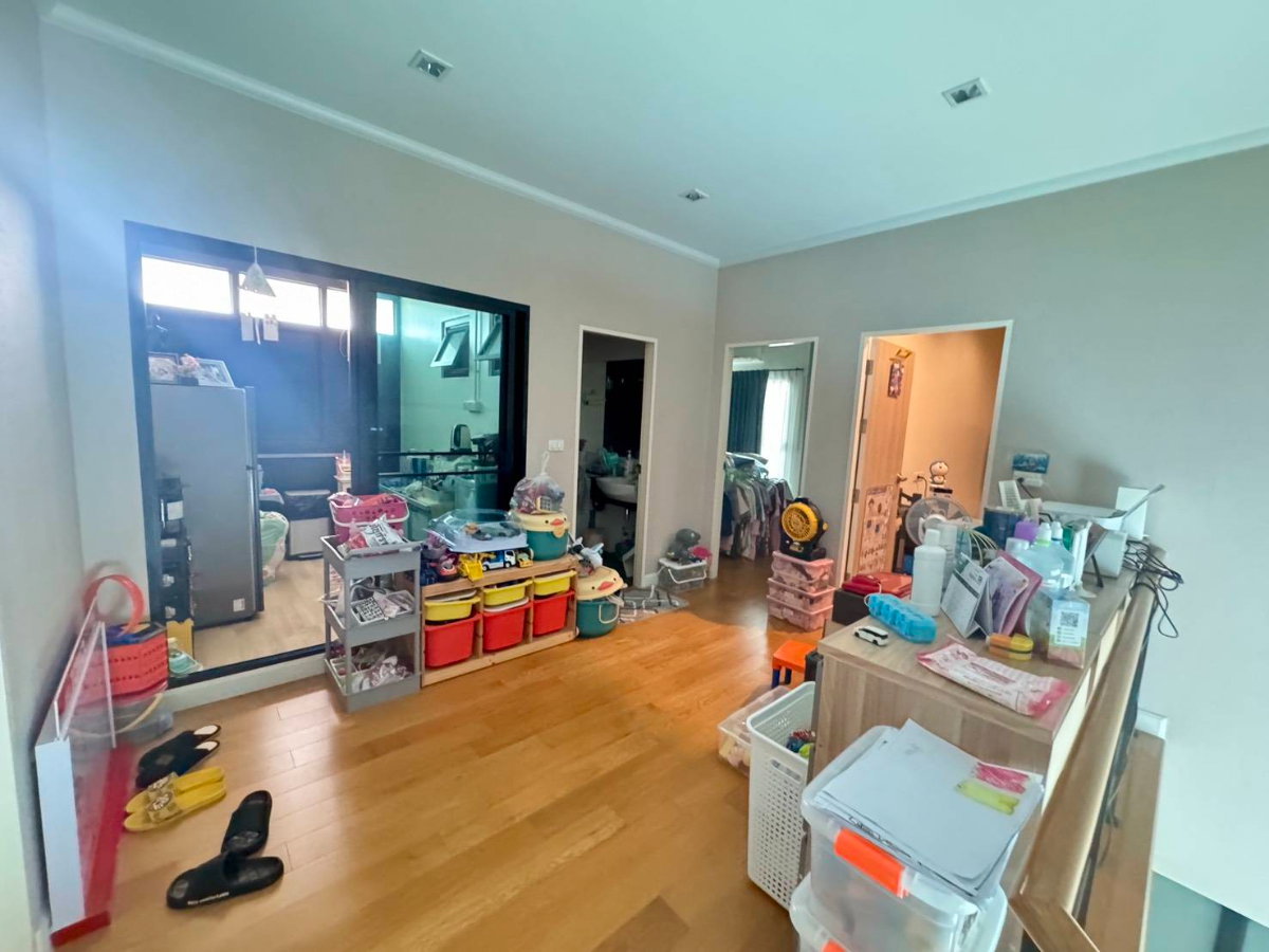 รูป ขายบ้านเดี่ยว ราคาบ้านแฝด 9 ล้าน 5 แสน และ 12 ล้าน  - รูปที่ 18/32