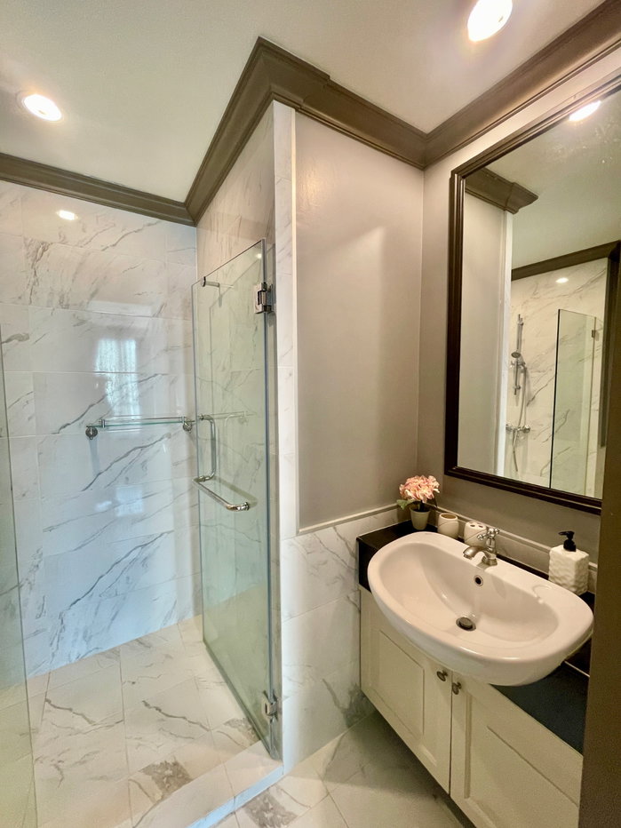 รูป Rare Find near Siam: Two Adjacent 1BR Units at The Reserve Kasemsan 3 (Option to Combine) – 7.6 MB Each - รูปที่ 16/20