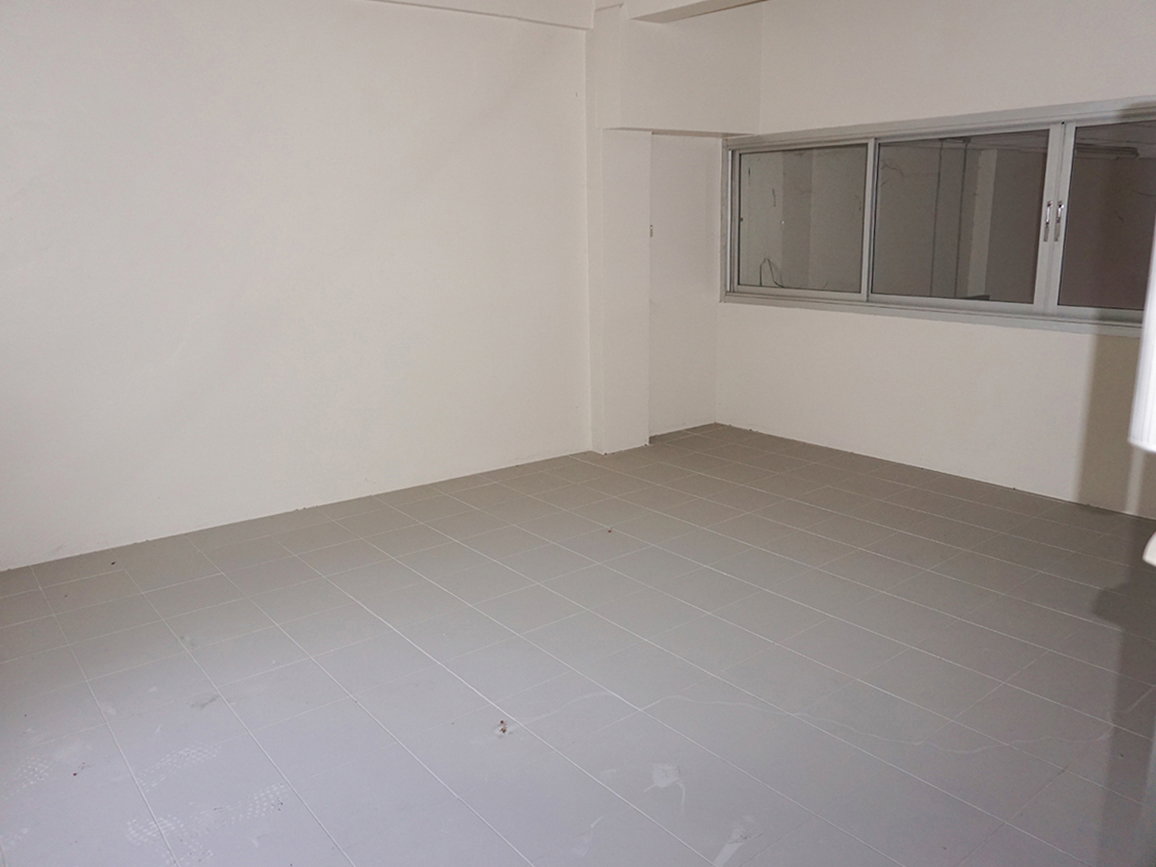 picture Commercial building for sale, Sukhumvit Road, Khiri Intersection, Chonburi - 10/18