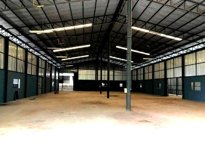 เช่าโรงงาน บ้านบึง ชลบุรี : ให้เช่าโกดัง 1,800 ตร.ม. บ้านบึง ชลบุรี ทำเลอุตสาหกรรม