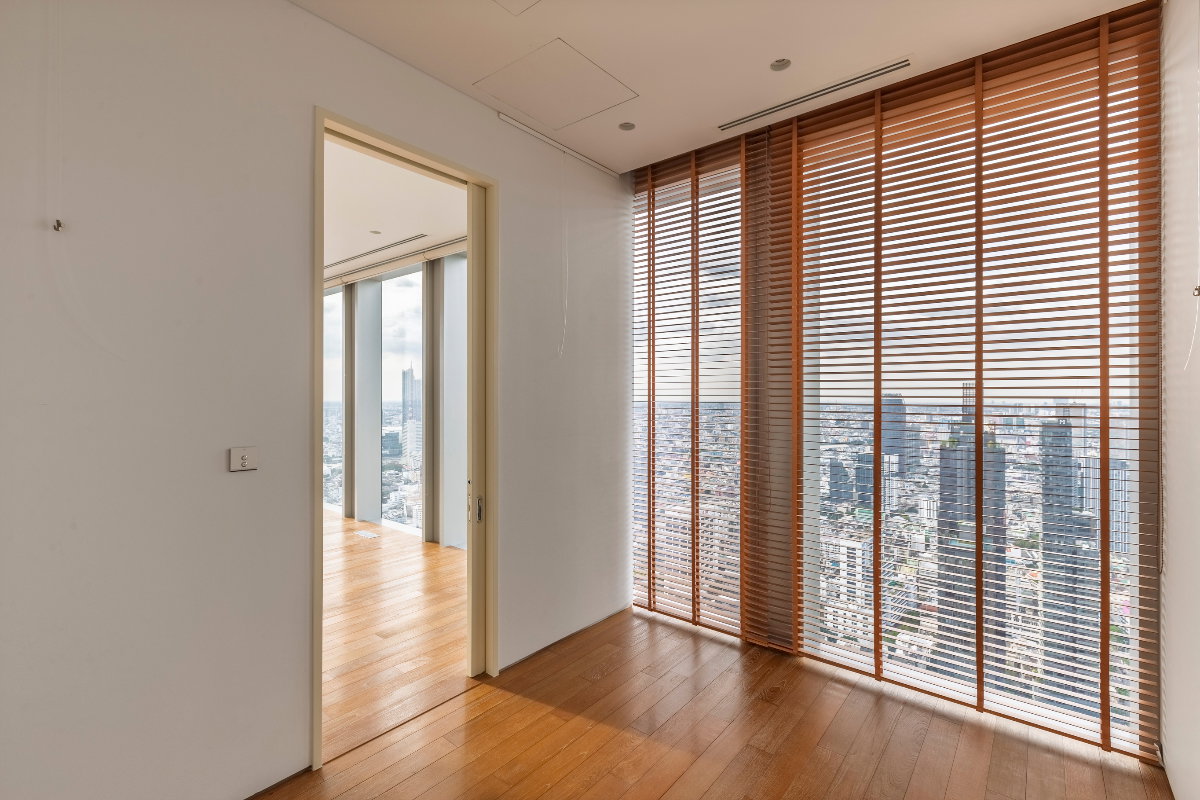 picture The Ritz-Carlton Residences Bangkok | 52nd Floor | 244 sqm | 2 Bed + Study | Private Balcony - 18/51