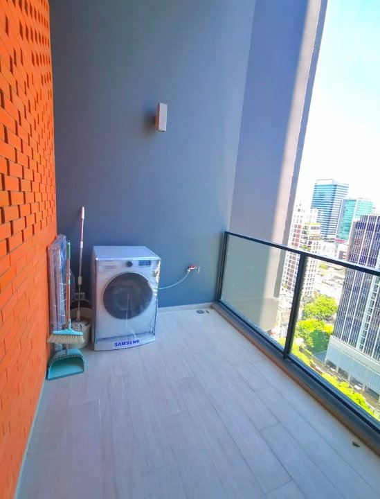 picture Condo for RENT : The Loft Silom  𝐒𝐢𝐳𝐞 :  75 sqm.Duplex 2 Bedroom /2 Bathroom/Corner /City view  𝐅𝐥𝐨𝐨𝐫 :  17th  ✅Fully furnished - 19/24