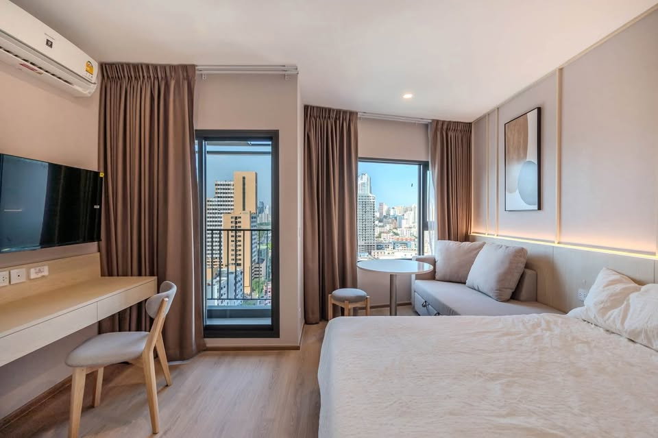 picture Condo for Rent at Life Rama 4 - Asoke (F6907141) - 1/7