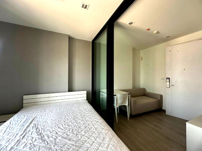 Condos for rent : Condo For Rent!!The Base Phetkasem