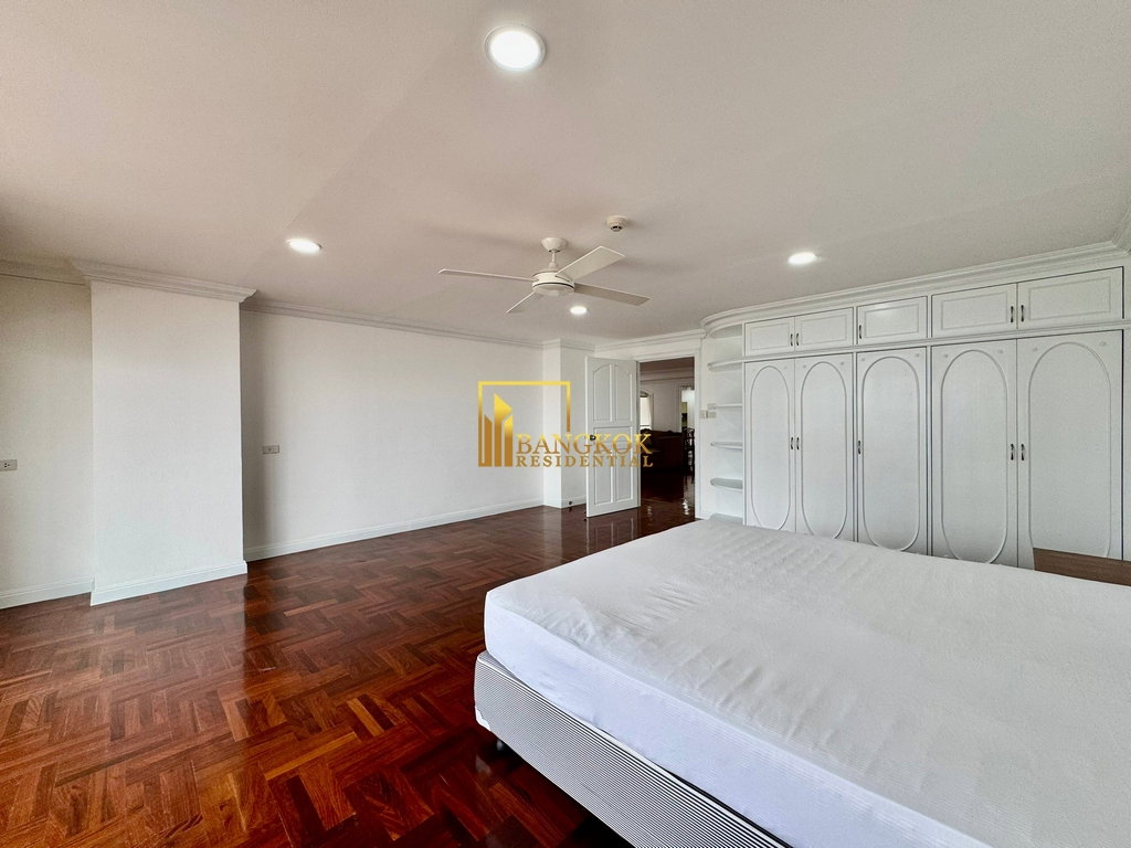 picture Impressive 3 Bed Apartment in Phrom Phong Area - BR21182AP - 25/55