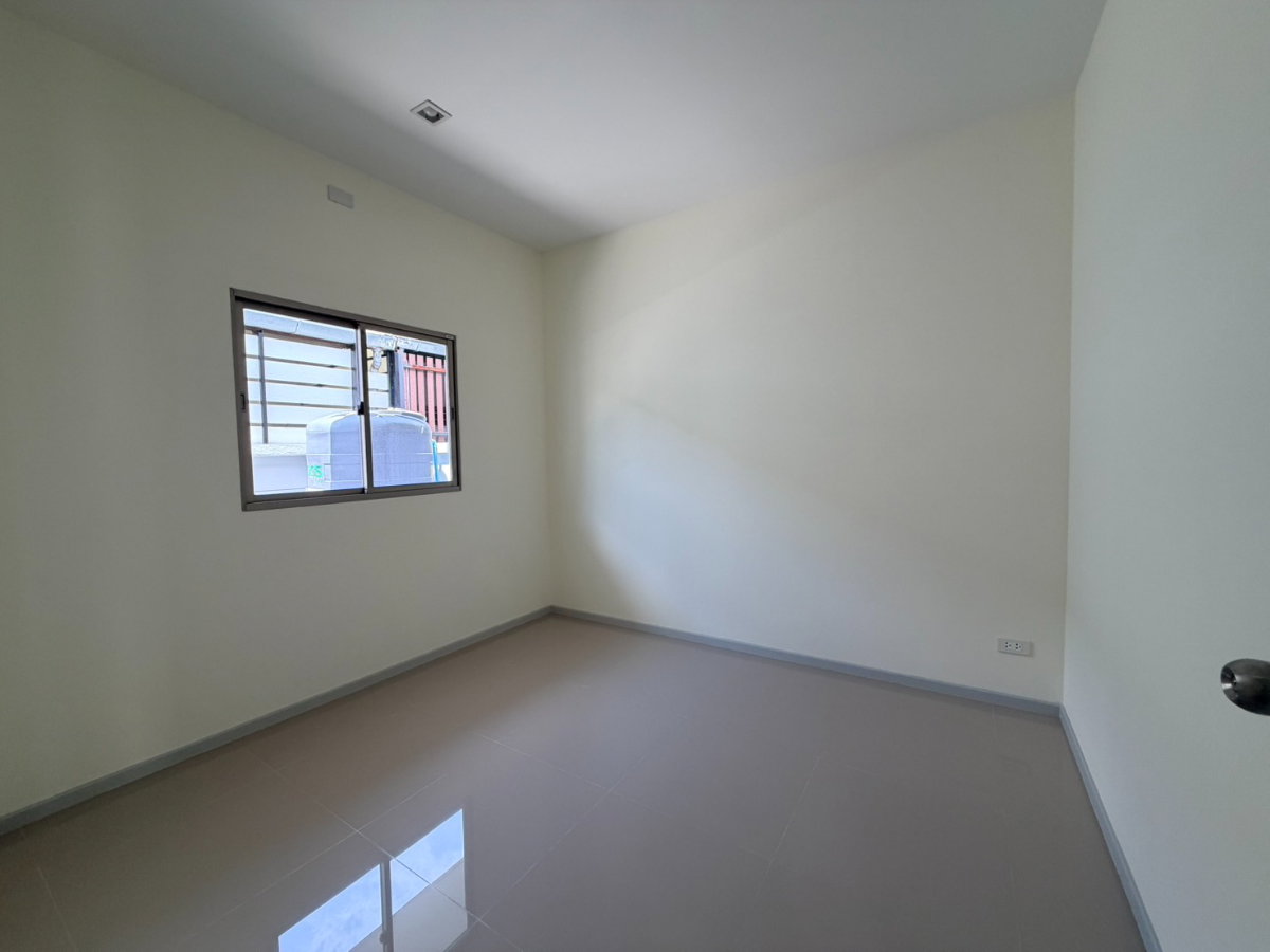 picture Modern Single-Storey Townhome for Sale ✨🏡 - 6/9