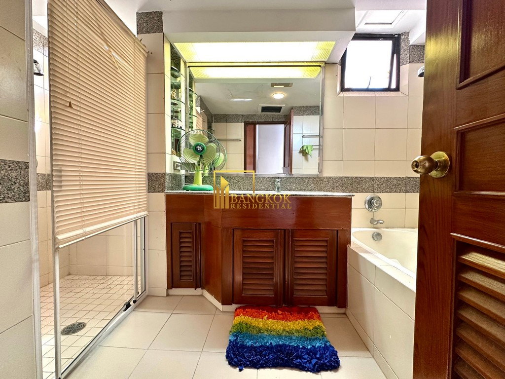 picture President Park | Expansive 3 Bedroom Condo in Phrom Phong - BR16049CD - 14/38