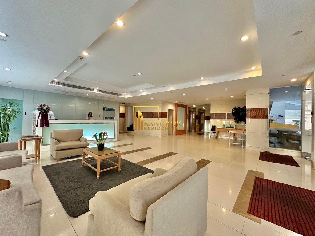 รูป Very Spacious 4 Bedroom Apartment With Private Terrace - BR0346AP - รูปที่ 54/56