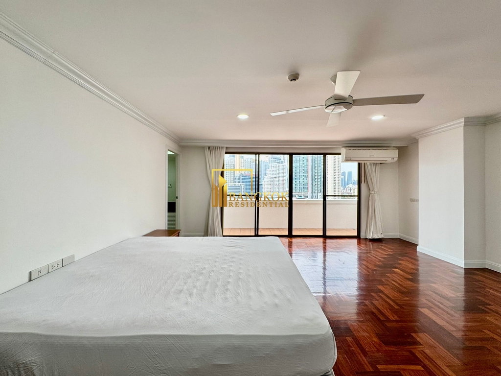 picture Impressive 3 Bed Apartment in Phrom Phong Area - BR21182AP - 23/55
