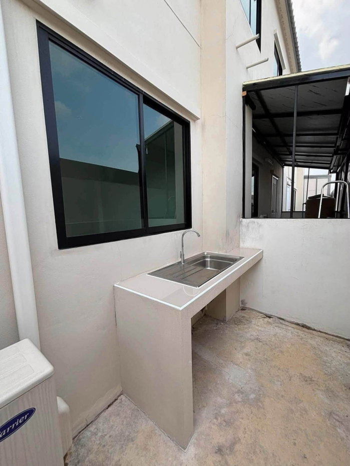 รูป ให้เช่าทาวน์โฮมใหม่ ม.บริสทาวน์ ( Birs Town ) ปลวกแดง ระยอง - รูปที่ 9/10