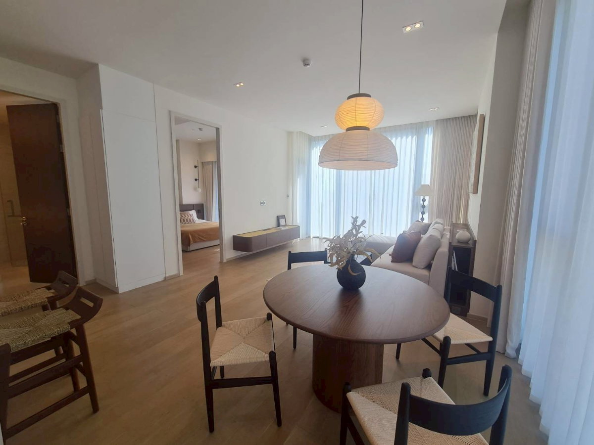 รูป The Strand Thonglor ขายพร้อมเฟอร์ ลงทะเบียนเยี่ยมชมโครงการ 2 Bedrooms 2 Bathrooms 90 sq.m.   - รูปที่ 8/10