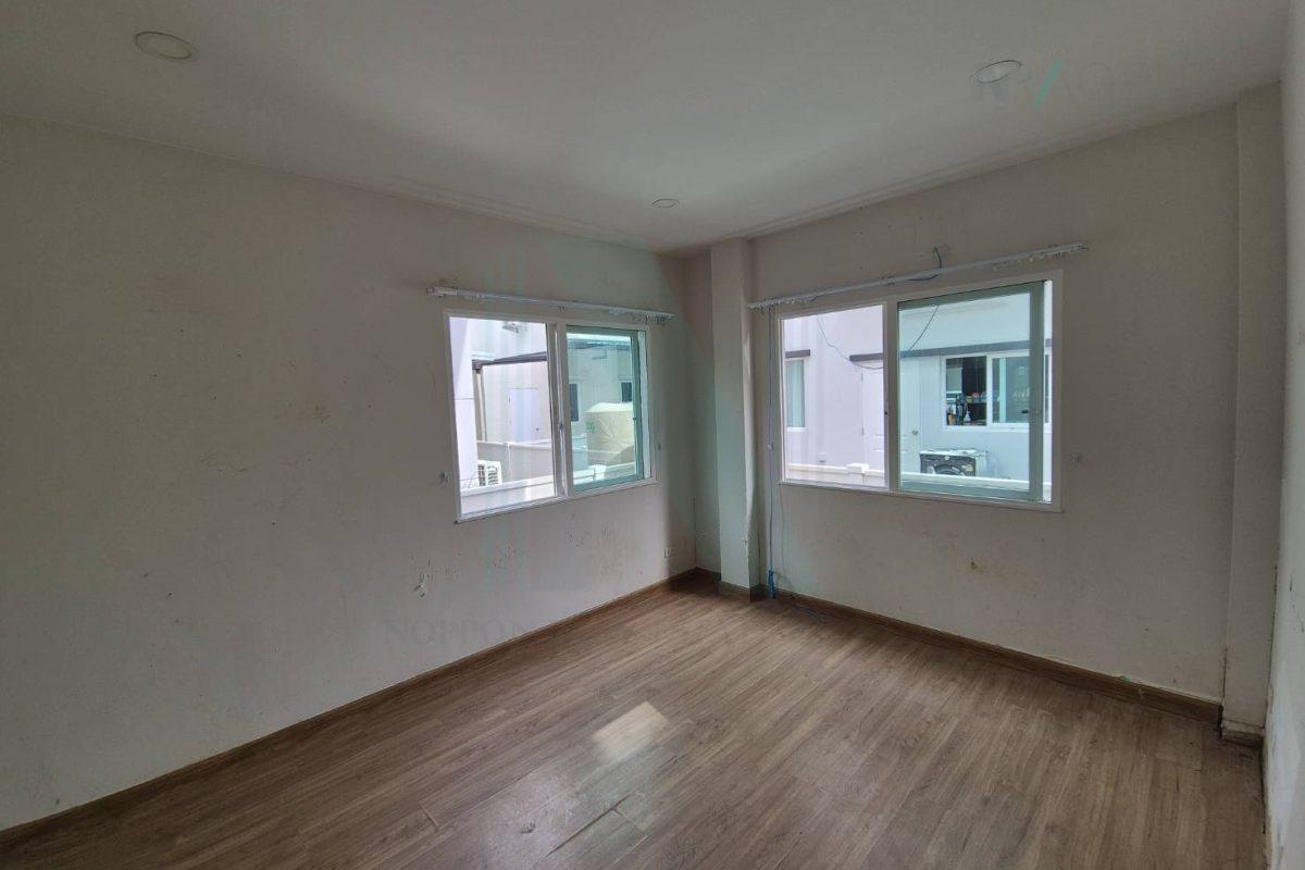 picture 📌 For Sell House CENTRO PRACHAUTHIT 90 2-story 4 bedroom 4 bathroom - 6/8
