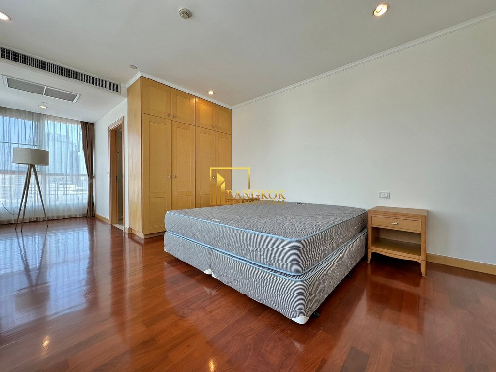 รูป Very Spacious 4 Bedroom Apartment With Private Terrace - BR0346AP - รูปที่ 16/56