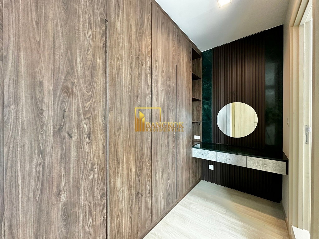 picture Life One Wireless | Desirable 2 Bedroom Luxury Condo in Phloen Chit - BR19042CD - 12/26