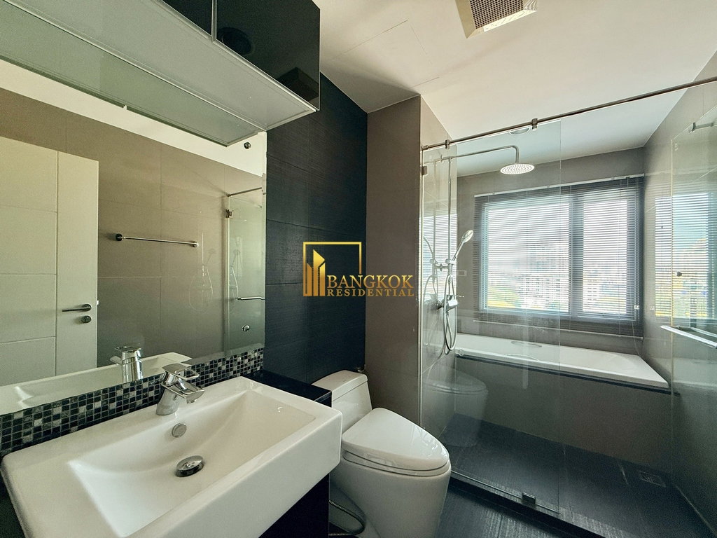 รูป The Crest Sukhumvit 34 | Modern 2 Bedroom Condo For Rent - BR13442CD - รูปที่ 13/26