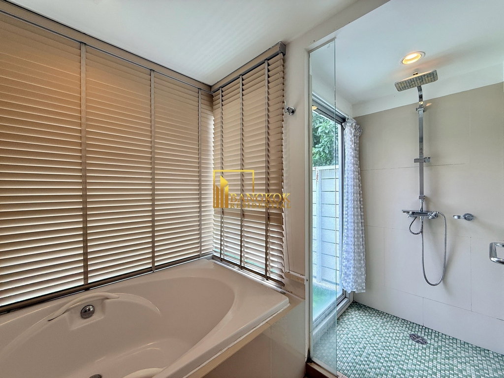 picture Delightful 4 Bedroom Pool Villa in Soi Soonvijai Area - BR8131SH - 36/48