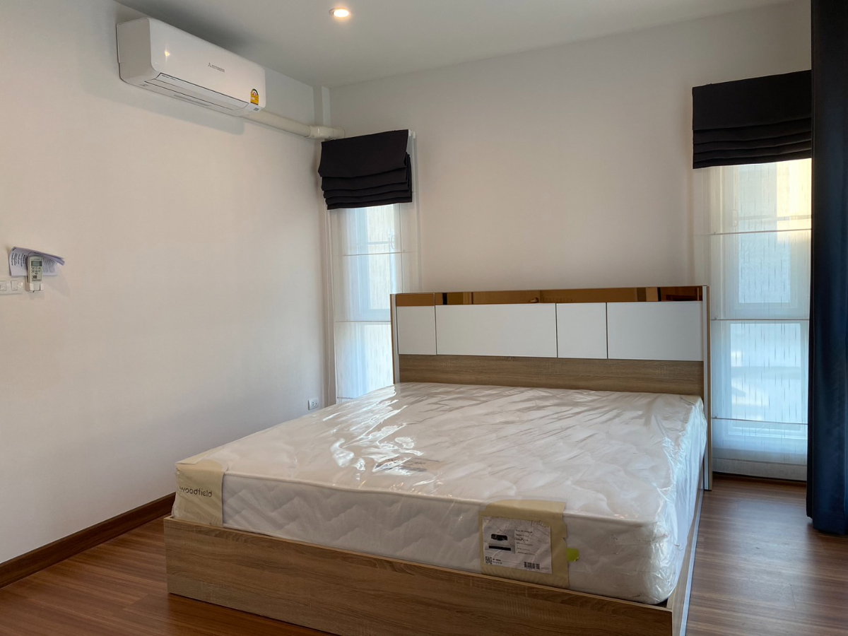 picture Luxury 2-Storey House for Rent ✨🏡 - 7/16