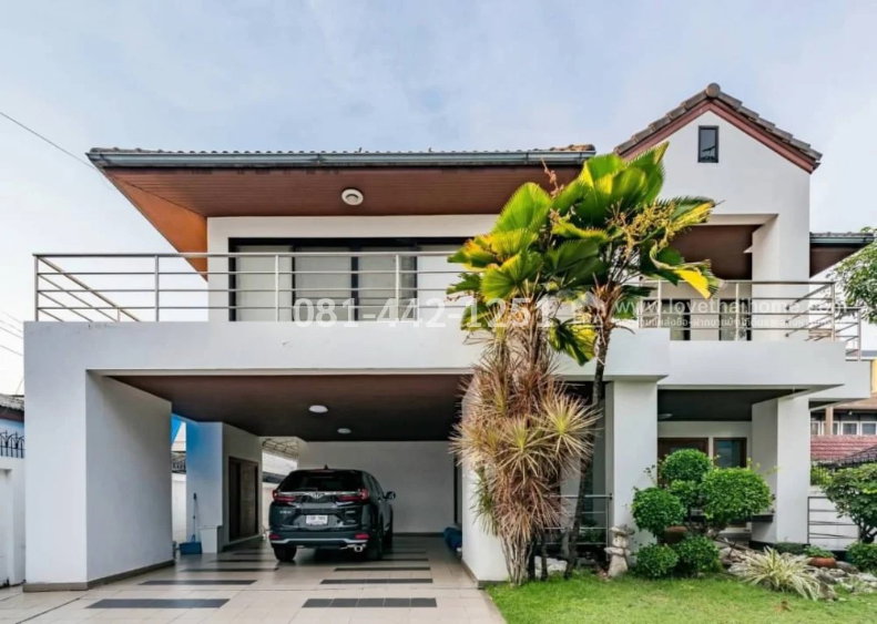 รูป ขายบ้านเดี่ยวย่านห้วยขวาง ทำเลรัชดา-ลาดพร้าว ซอยประชาราษฎร์บำเพ็ญ 26 แยก 8 เนื้อที่ 158 ตร.ว. ราคา 23.7 ล้านบาท ใกล้รถไฟฟ้า MRT และ รถไฟฟ้าสายสีเหลือง  - รูปที่ 3/10