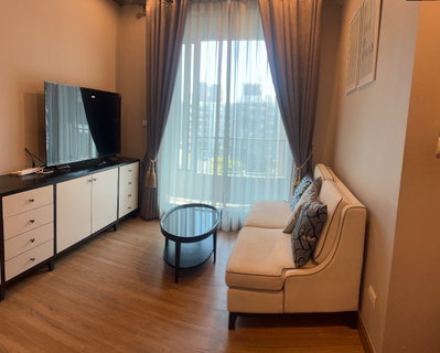 Rare Find near Siam: Two Adjacent 1BR Units at The Reserve Kasemsan 3 (Option to Combine) – 7.6 MB Each