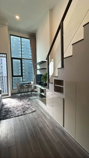 รูปภาพ Condo for RENT : Knightsbridge Space Rama 9  𝐒𝐢𝐳𝐞 :  40 sqm.  Duplex  1 Bed 1 Bath / City View  𝐅𝐥𝐨𝐨𝐫 : 10th  ✅Fully furnished