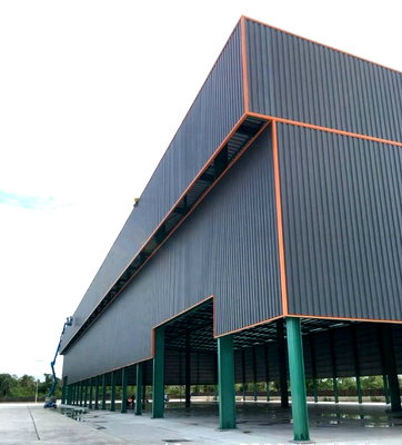 Factory for sale Pinthong Industrial Estate : Land for sale with warehouse and buildings in Sriracha, Chonburi. High potential location.
