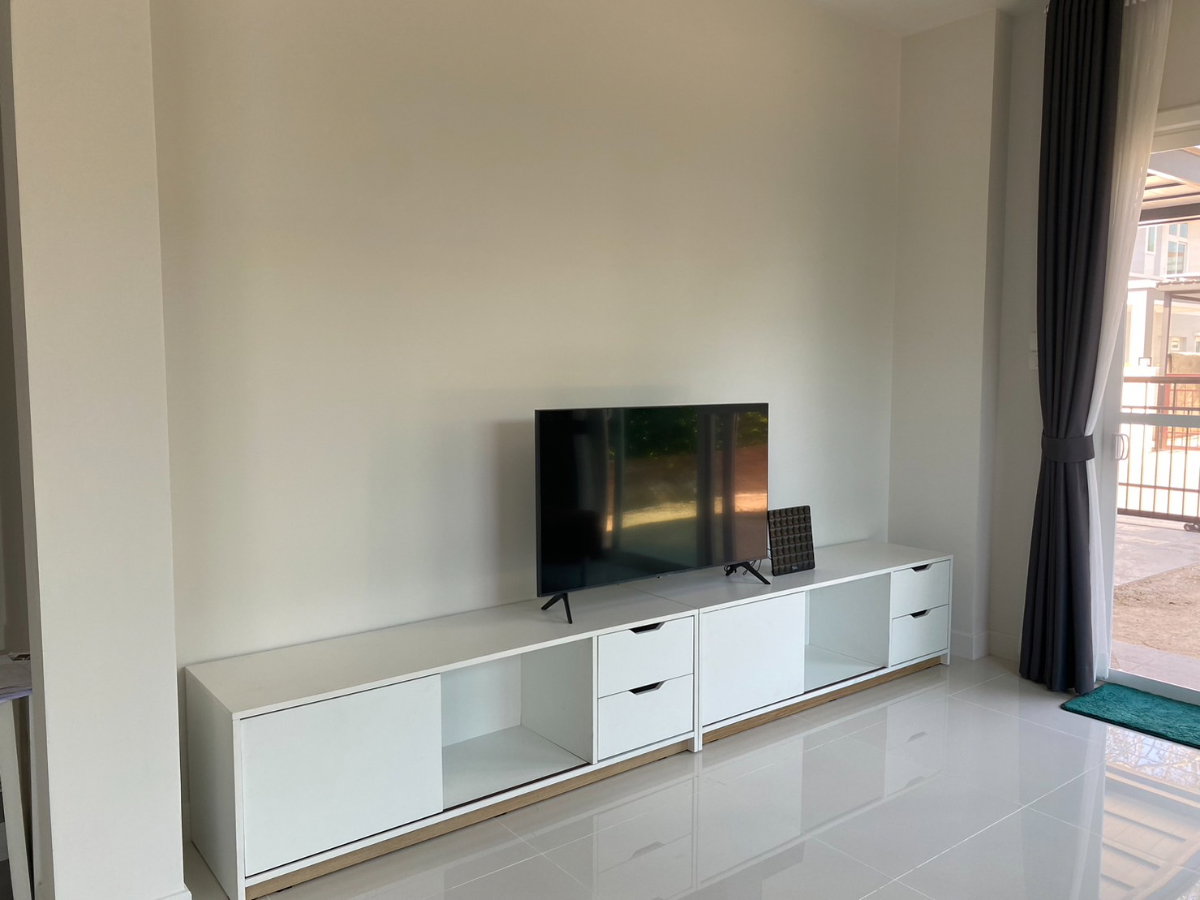 picture Luxury 2-Storey House for Rent ✨🏡 - 4/16