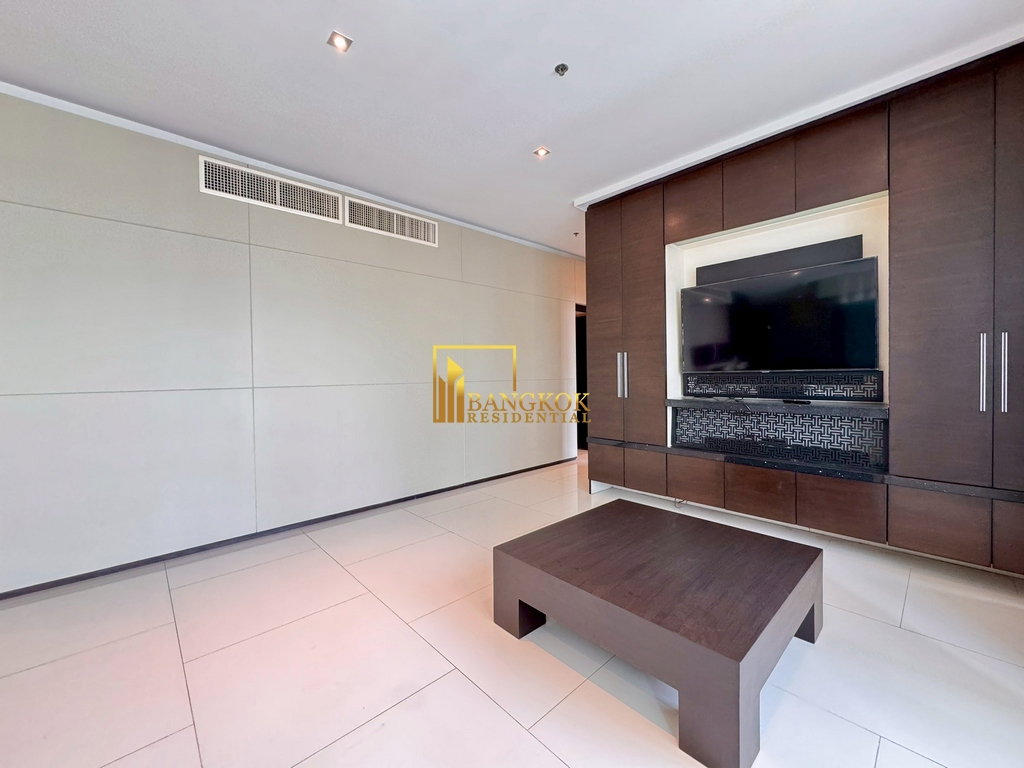 รูป Emporio Place | Roomy 3 Bedroom Condo in Phrom Phong - BR14518CD - รูปที่ 4/43