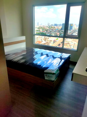 Condos for rent : For rent: 1-bedroom and 1-bedroom plus units at The President, Charan - Yaek Fai Chai Station, 15,500 THB/month. Fully furnished, ready to move in.