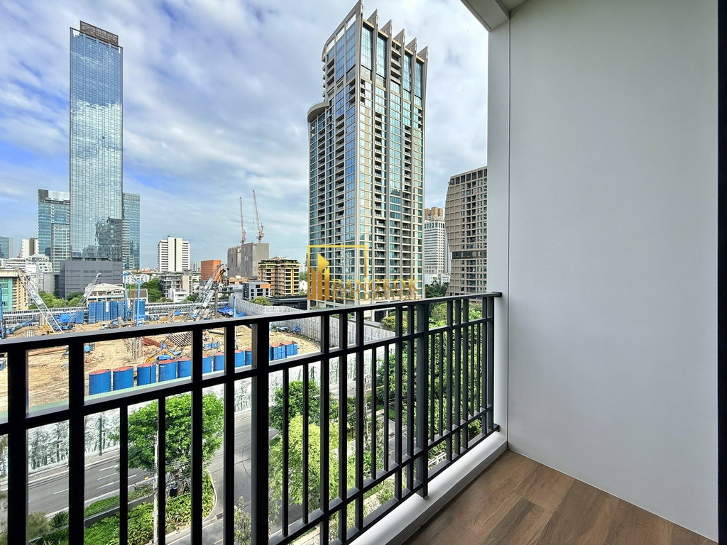 picture Muniq Langsuan | Beautiful 2 Bed Luxury Condo in Chidlom - BR61083CD - 9/32