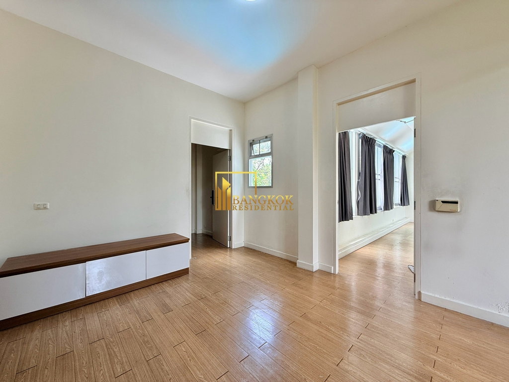 picture Delightful 4 Bedroom Pool Villa in Soi Soonvijai Area - BR8131SH - 26/48