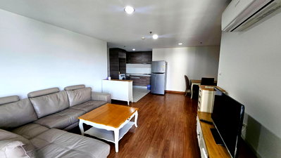 Condos for rent : Condo for RENT : Belle Grand Rama 9𝐒𝐢𝐳𝐞 :  68 sqm.  2 Bedroom 1 Bathroom / Unblocked view / Balcony  𝐅𝐥𝐨𝐨𝐫 : 16th  ✅ Fully furnished