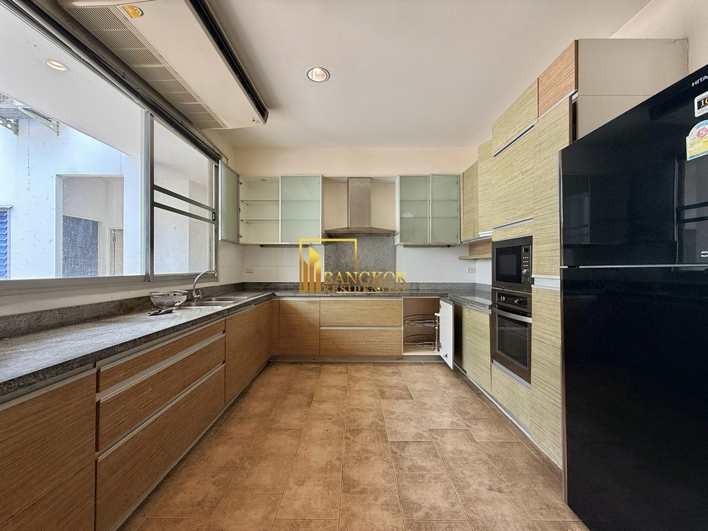 picture Delightful 4 Bedroom Pool Villa in Soi Soonvijai Area - BR8131SH - 40/48