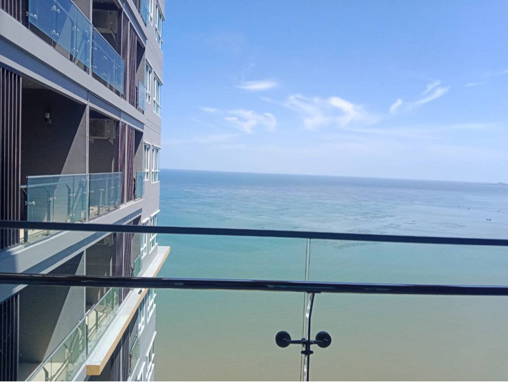 picture Ocean View Condo for Rent: The Zea Sriracha  - 8/9