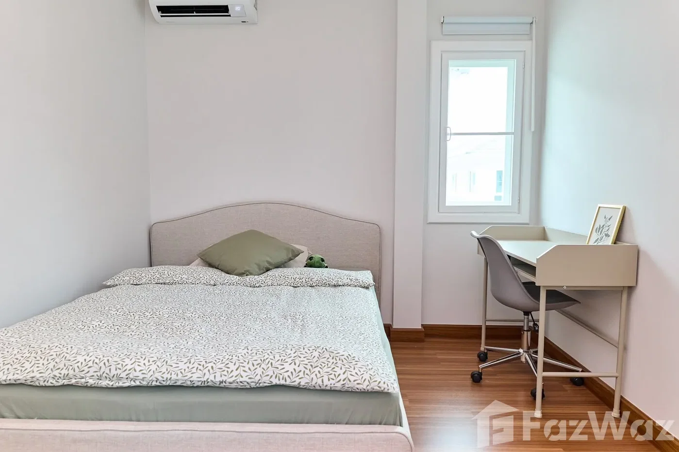 picture 4 bedrooms house 6612902 - 15/35