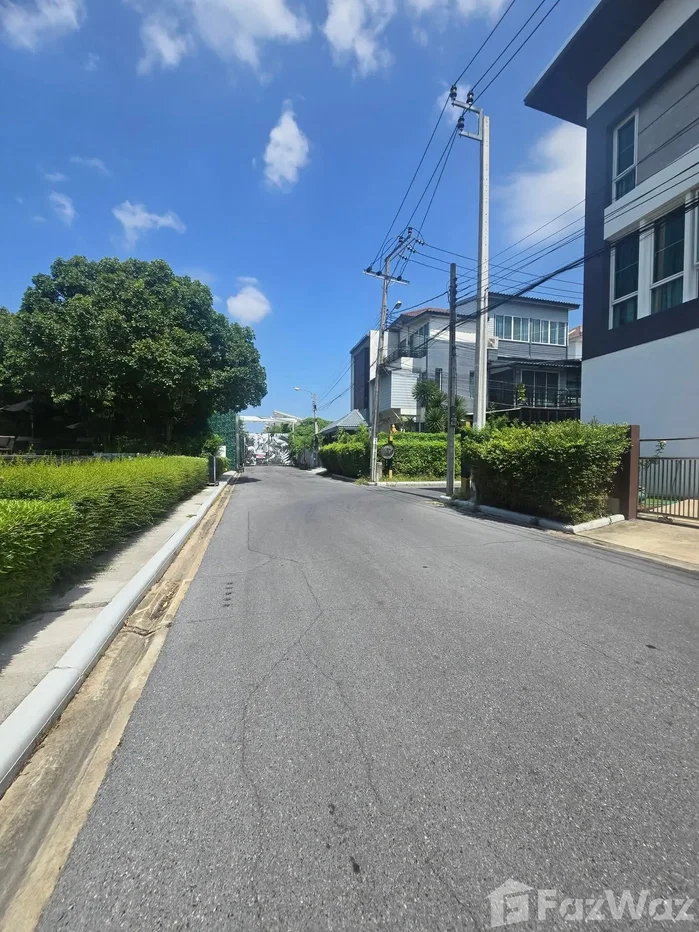 รูป บ้านเดี่ยวให้เช่า 3 ห้องนอน ในโครงการ ดิ เอวา เรสซิเดนซ์ 6613571 - รูปที่ 23/24