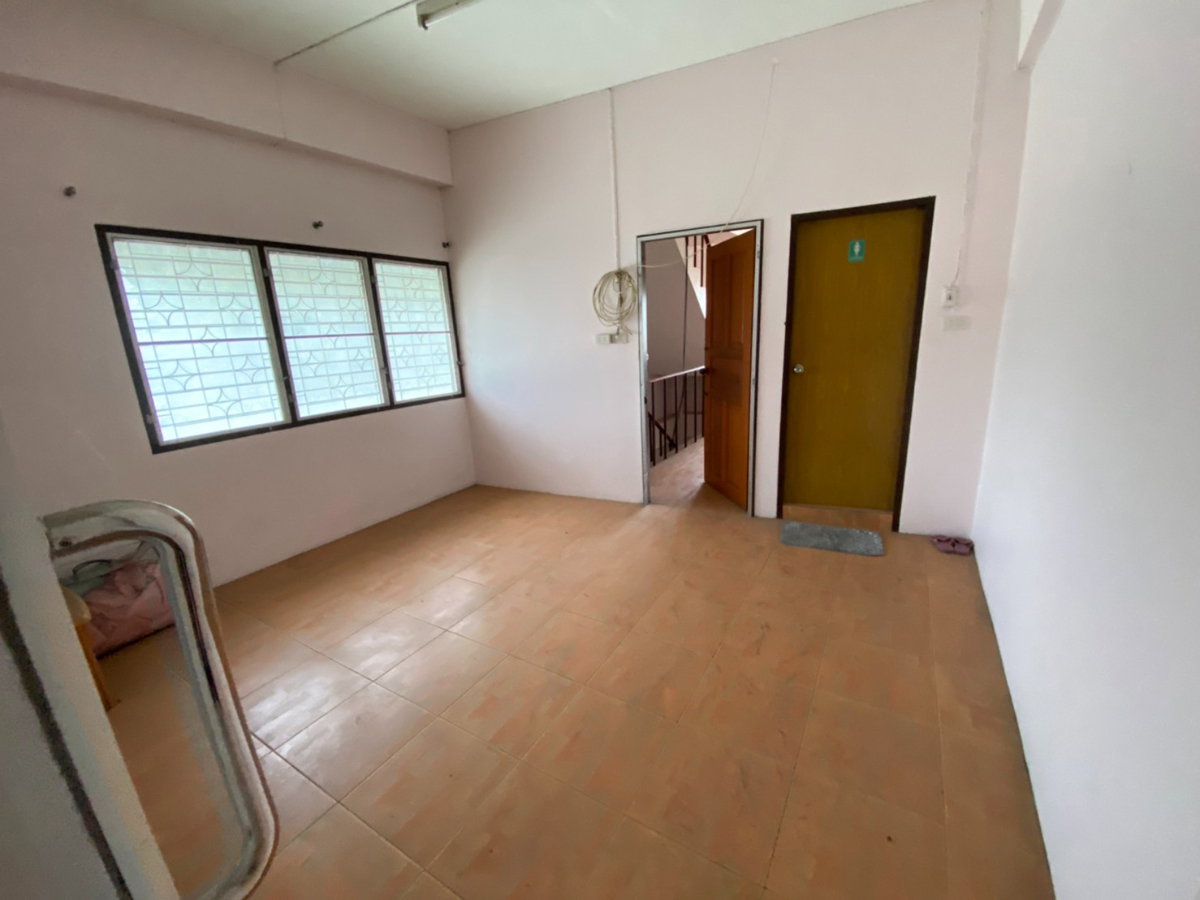 picture Commercial building for sale Phraya Satcha Road, Khiri Intersection, Chonburi - 14/19