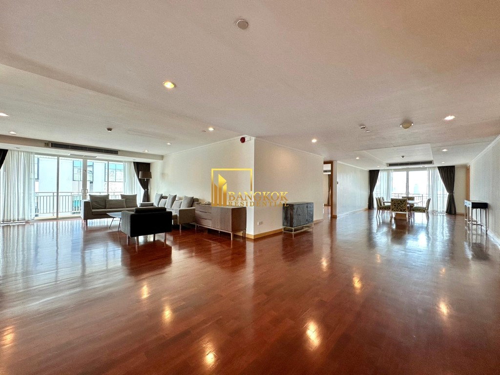 รูป Very Spacious 4 Bedroom Apartment With Private Terrace - BR0346AP - รูปที่ 1/56