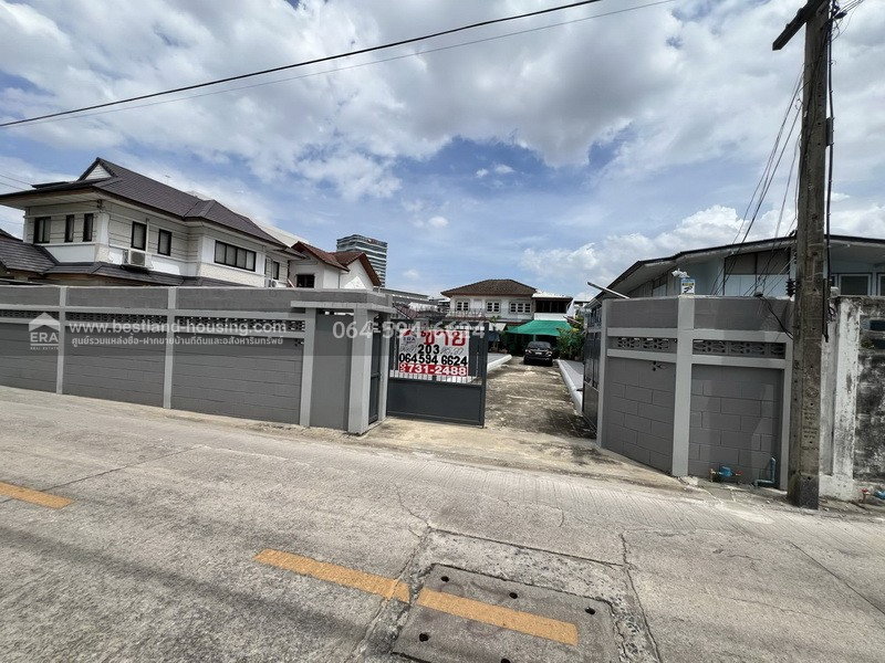 รูป ขายบ้านเดี่ยว 203ตรว.ซอยกานต์ประภา (สำนักงานเขตบางซื่อ) ใกล้MRT สายสีน้ำเงินสถานีบางซื่อ สายสีแดง สายสีม่วงทำเลดี อยู่บนถนนริมคลองประปา (ฝั่งซ้าย) - รูปที่ 19/20