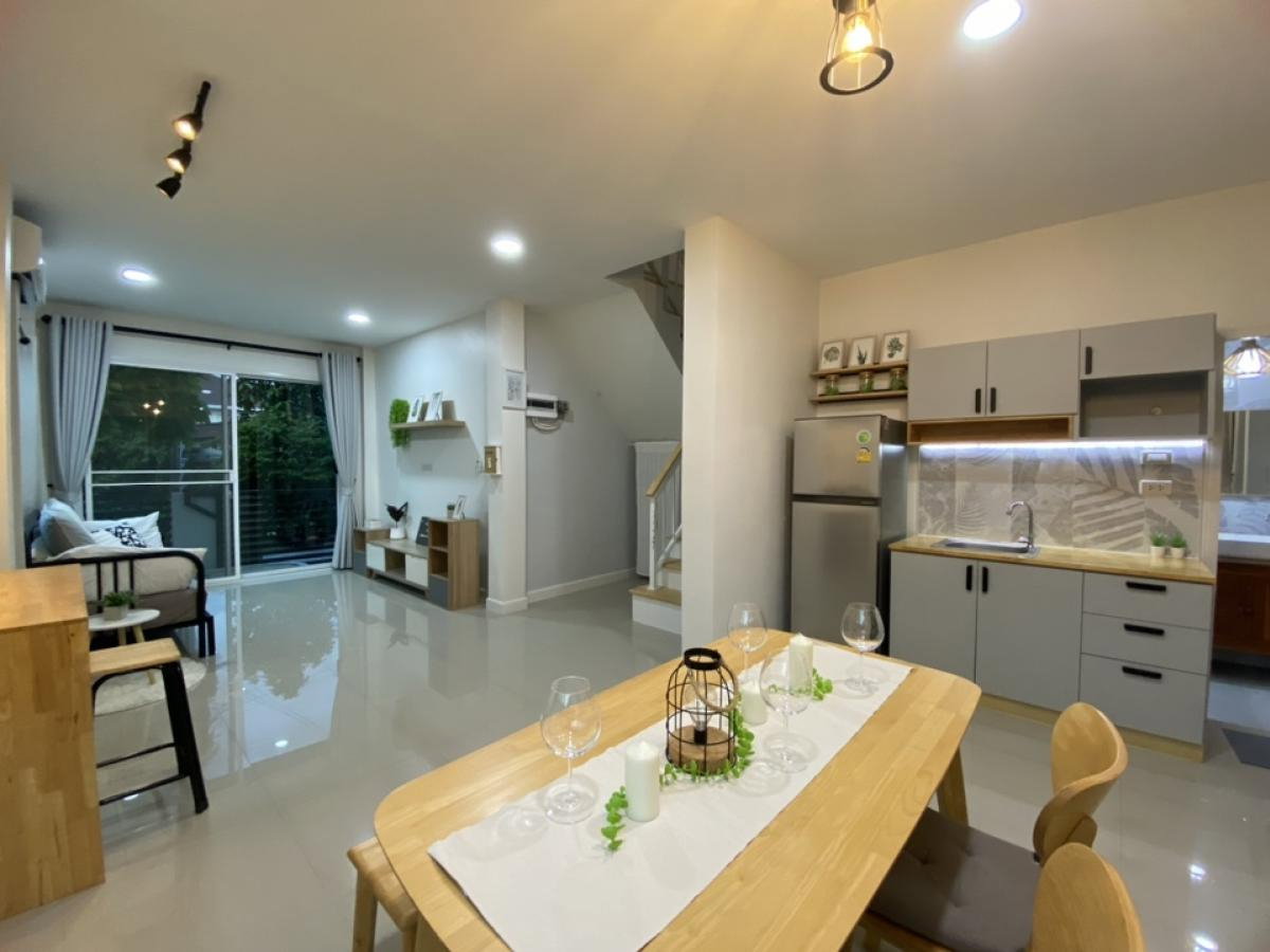 รูป 🏡✨ ให้เช่าบ้านเดี่ยว 2 ชั้น ตกแต่งใหม่ พร้อมเข้าอยู่ | รัชดาภิเษก | เดินทางสะดวก เชื่อมต่อหลายเส้นทาง 🌿 - รูปที่ 8/11
