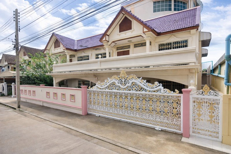รูป ถนนสุขุมวิท นาเกลือ บางละมุง บ้านเดี่ยว 2 ชั้น 3 นอน 3 น้ำ ใกล้รร.มารีวิทย์ พัทยา 250 ม. 100 ตร.ว. 400 ตร.ม. - รูปที่ 1/8