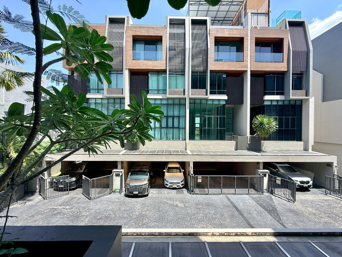 รูป Park Lane Ekkamai 22 | Unfurnished 3 Bed Townhouse For Rent - BR49089TH - รูปที่ 15/45