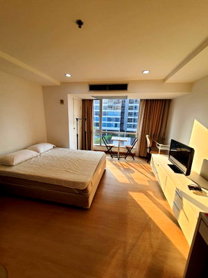 Condos for rent : The Trendy Condominium 35 sq m fully furnished 16,500 THB.