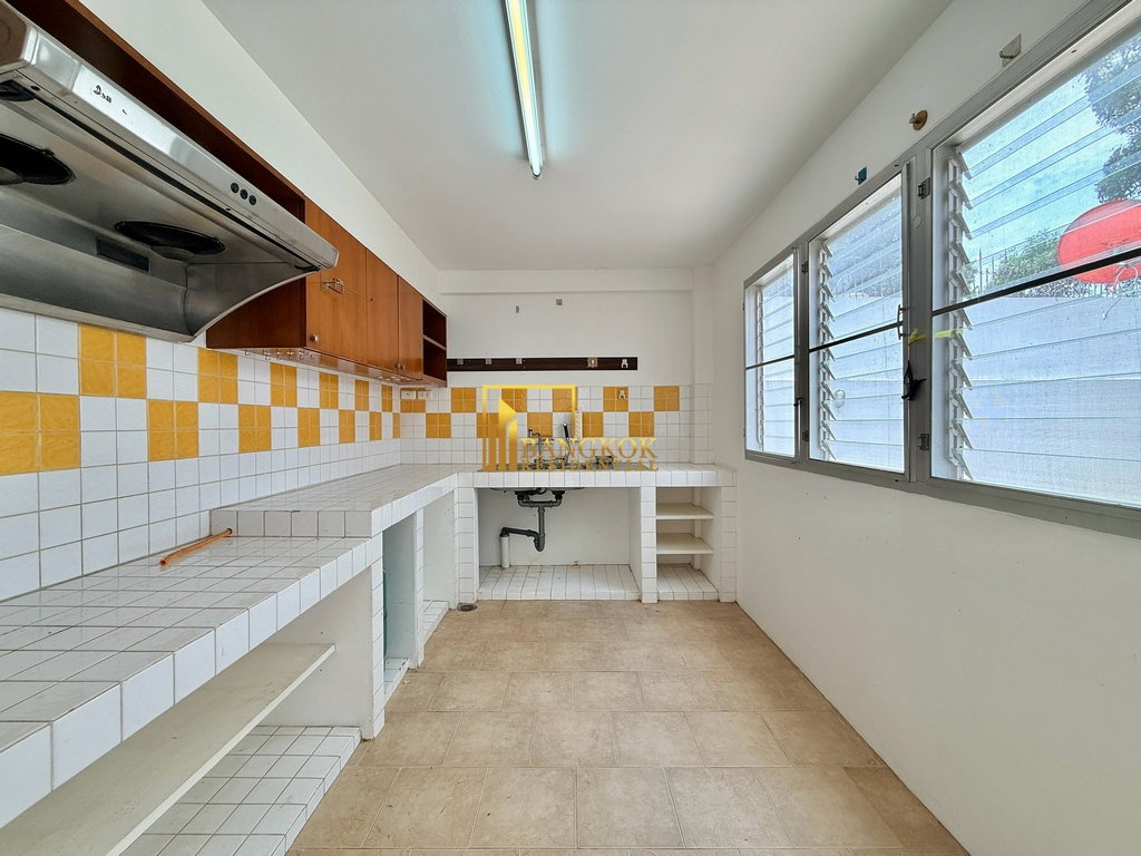 picture Delightful 4 Bedroom Pool Villa in Soi Soonvijai Area - BR8131SH - 41/48